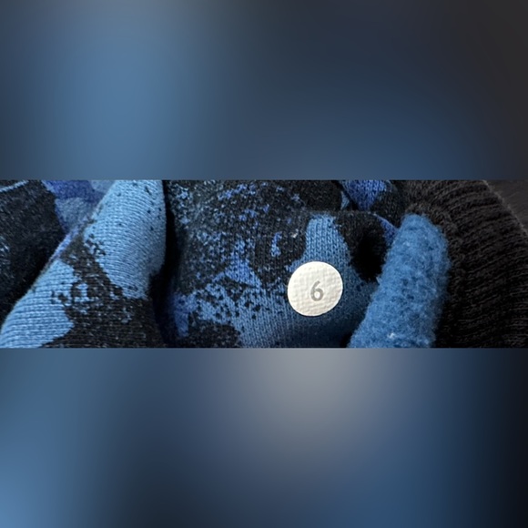 Lululemon: Women’s Full Zip Scuba Hoodie- Size 6 - Picture 7 of 12